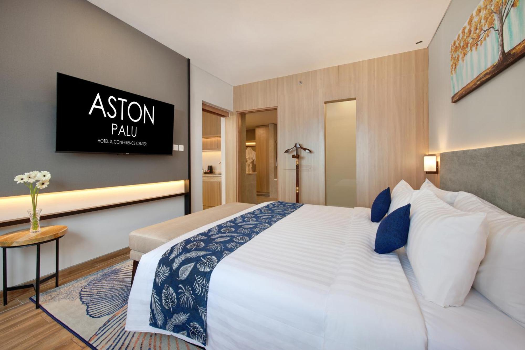 Aston Palu Hotel & Conference Center Ngoại thất bức ảnh
