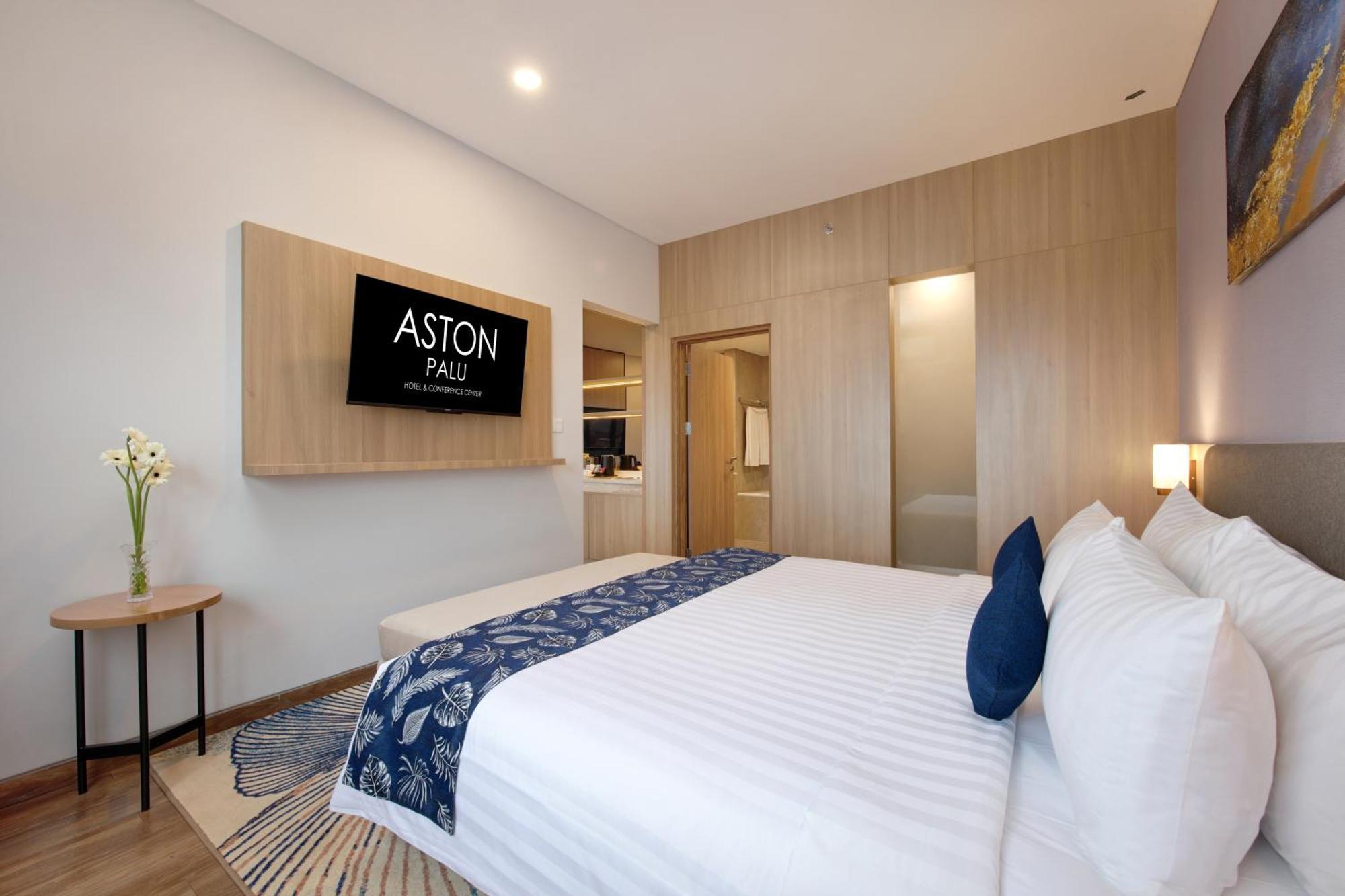 Aston Palu Hotel & Conference Center Ngoại thất bức ảnh